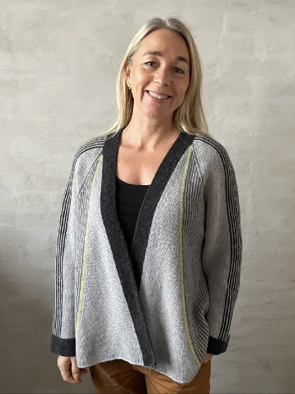 Weekend Deals That Please Ballerina jacket by Hanne Falkenberg, No 2 knitting kit (4 colors) Weekend Deals That Please Ballerina jacket by Hanne Falkenberg, No 2 knitting kit (4 colors)