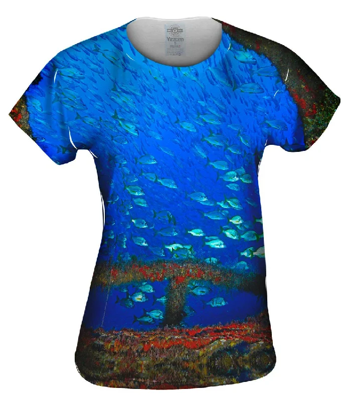 Weekend Discounts to Savor Open Window Underwater