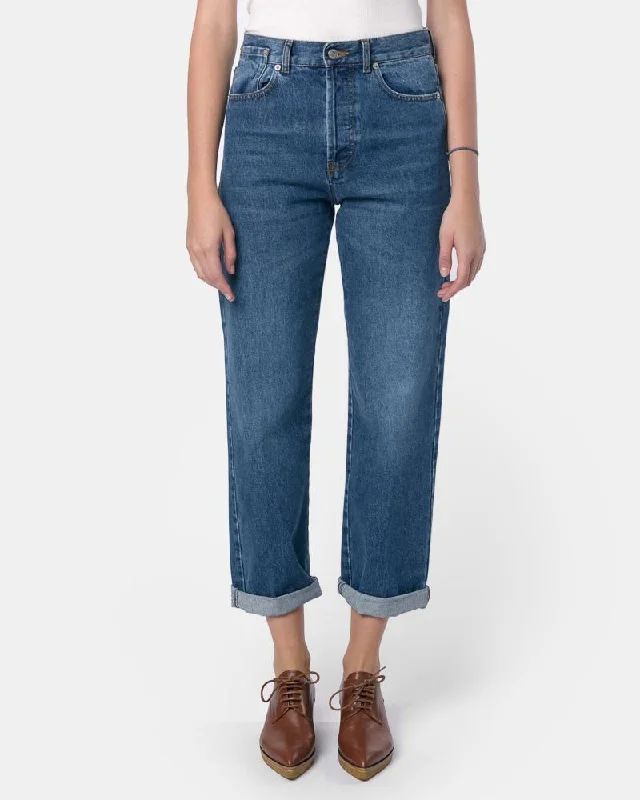 Weekend Bargains to Love Pisco Denim Pant in Indigo 2