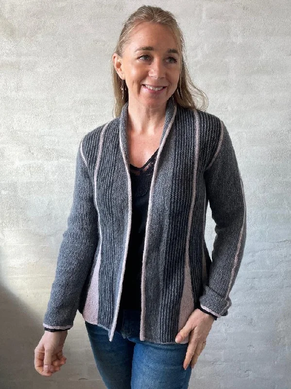 Mega Sale Mermaid jacket by Hanne Falkenberg, No 2 knitting kit