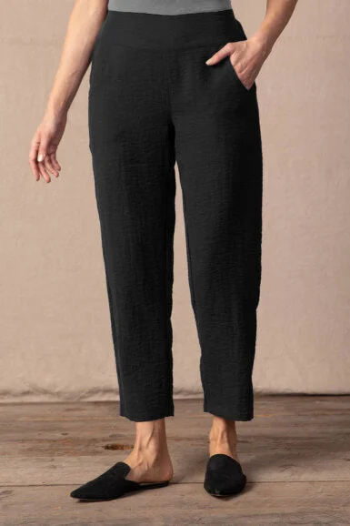 Big Deal Habitat, 30663 Solid Tapered Ankle Pant,  Black