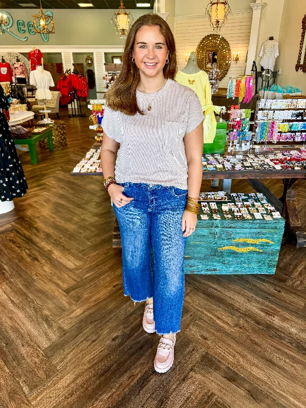 Weekend Price Cuts Galore Laci Pocket solid top: Oat