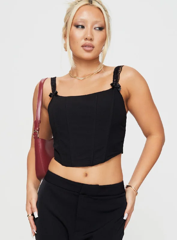 Weekend Offers That Impress Thaxten Top Black