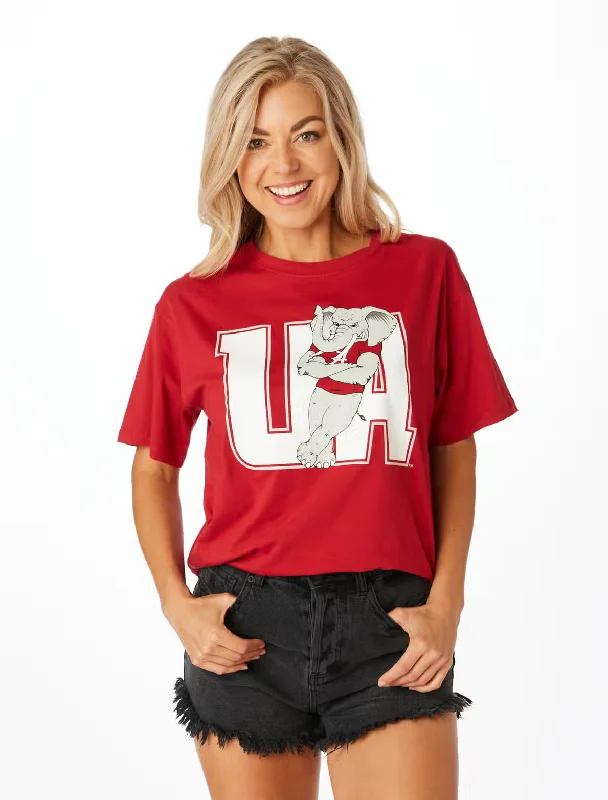 Weekend Bargains to Cherish The UA Boyfriend Tee