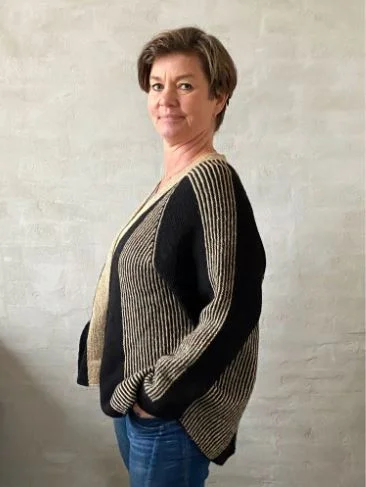 Weekend Discounts to Delight Ballerina jacket by Hanne Falkenberg, No 2 knitting kit (2 colors) Weekend Discounts to Delight Ballerina jacket by Hanne Falkenberg, No 2 knitting kit (2 colors)