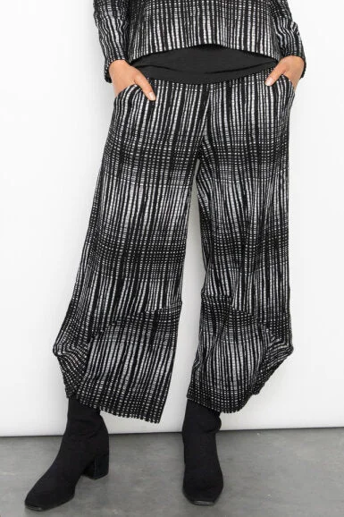 Unmissable Sale Liv Sale, 347245 Pleated Lantern Pant 60% Off Regular Price