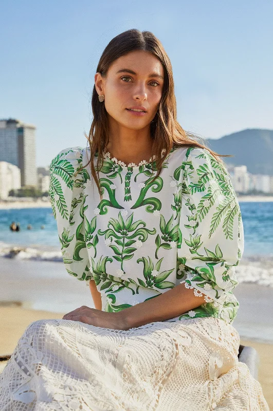 Inventory Reduction Milani Off-White Blouse