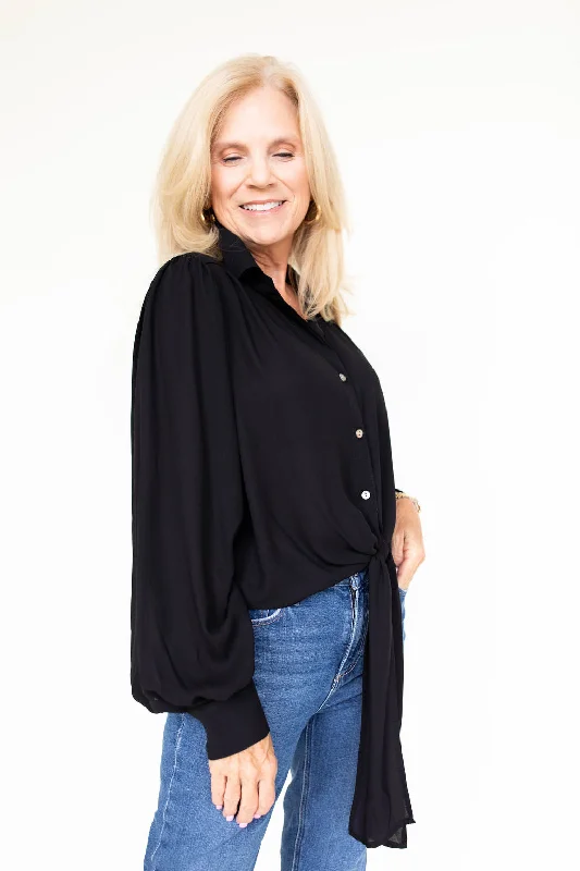 Weekend Shopping Made Better Tie Front Top in Black