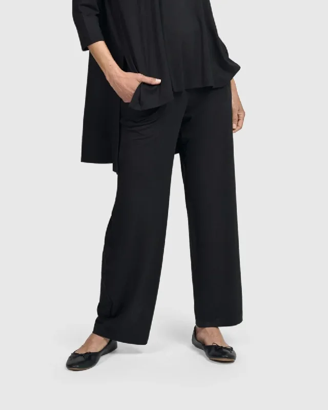 Sale Event Essential Flow Pants, Black