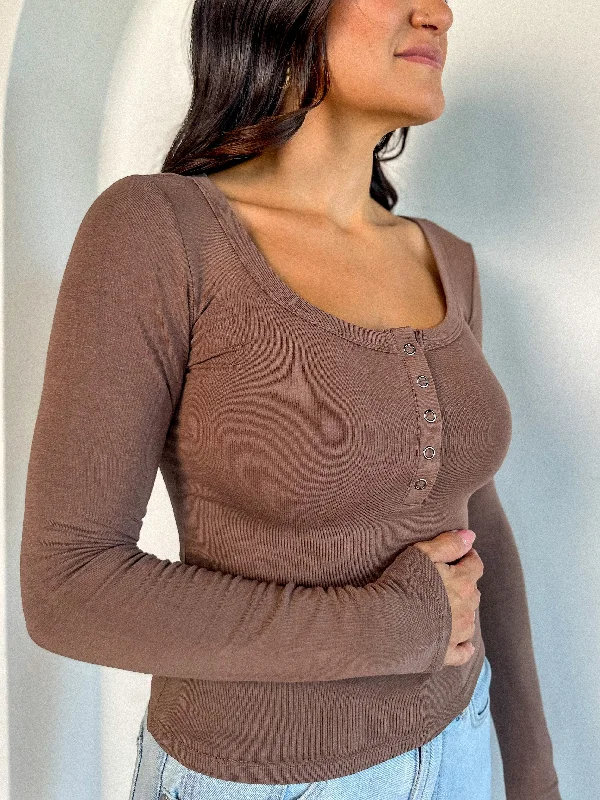 Massive Savings Basic Henley Long Sleeve - Mocha