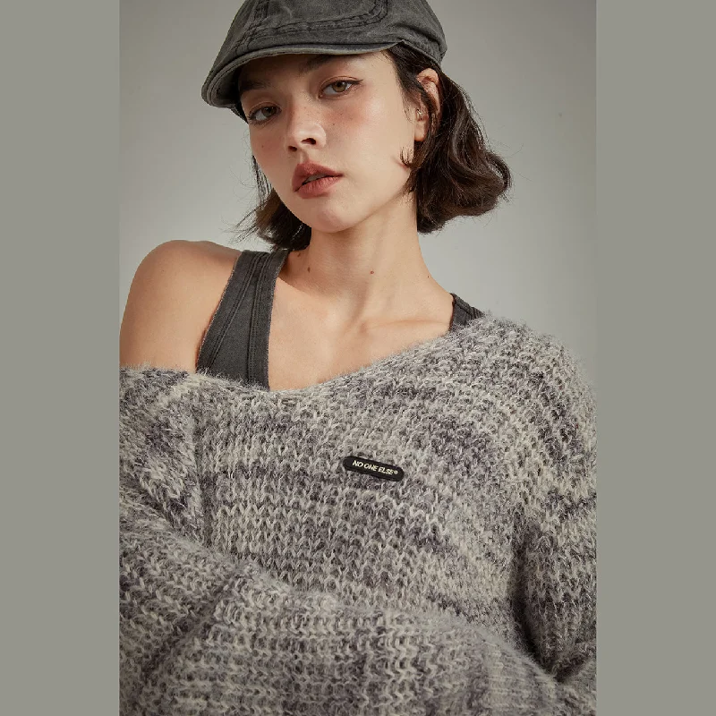 Weekend Offers That Delight V-Neck Boxy Knit Sweater