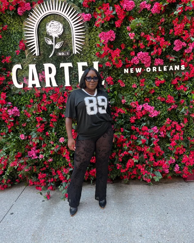 Weekend Savings Spree Jersey girl in black