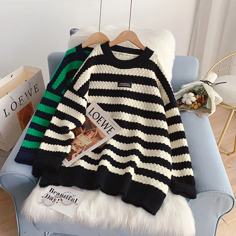 Exclusive Access Black and white striped sweater fashion foreign style sweater top  4943