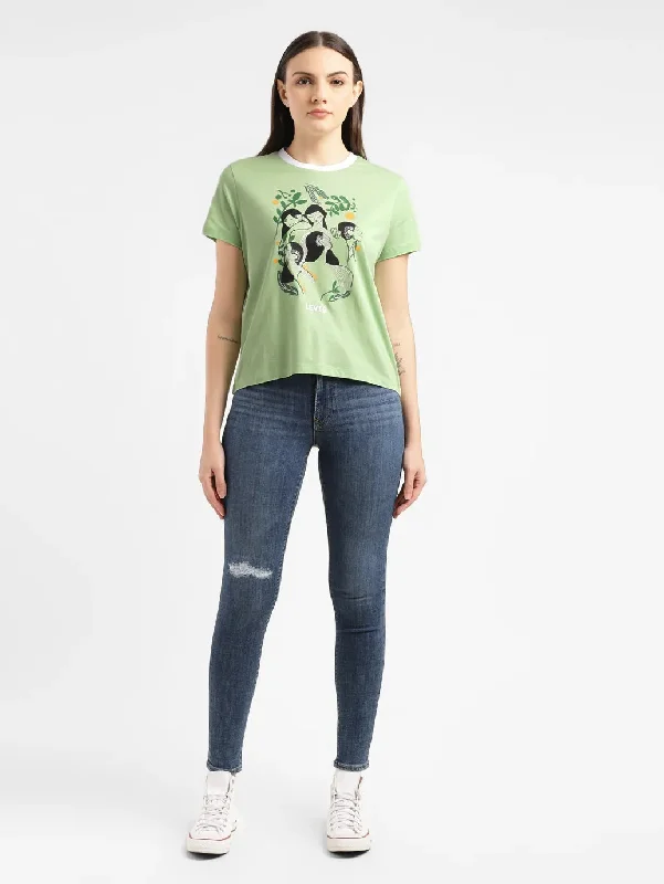 Weekend Offers That Sizzle Women's Graphic Crew Neck T-shirt