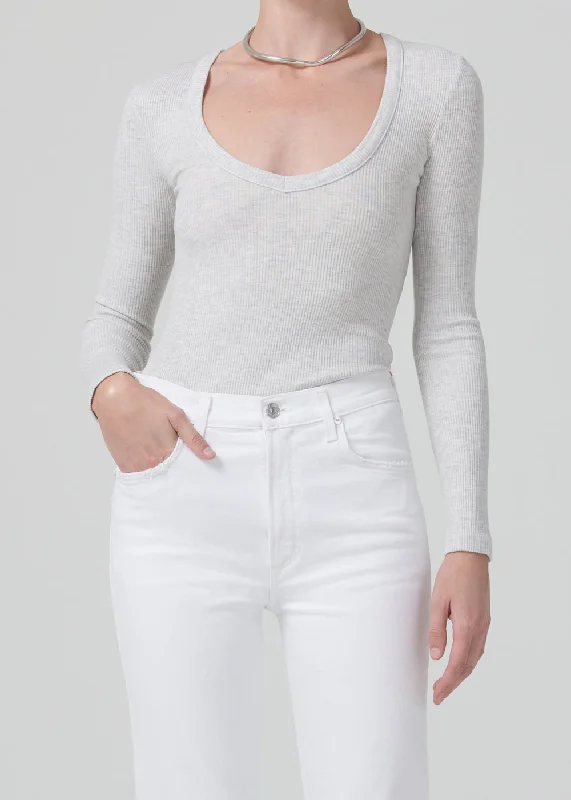 Steals and Deals Anouk V Neck Top ~ Heather Grey