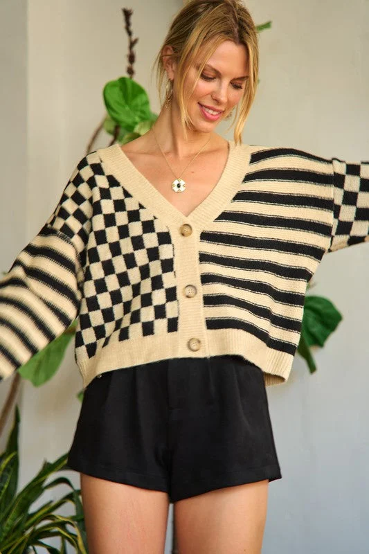 Savings Bonanza Contrast Pattern Sweater Cardigan