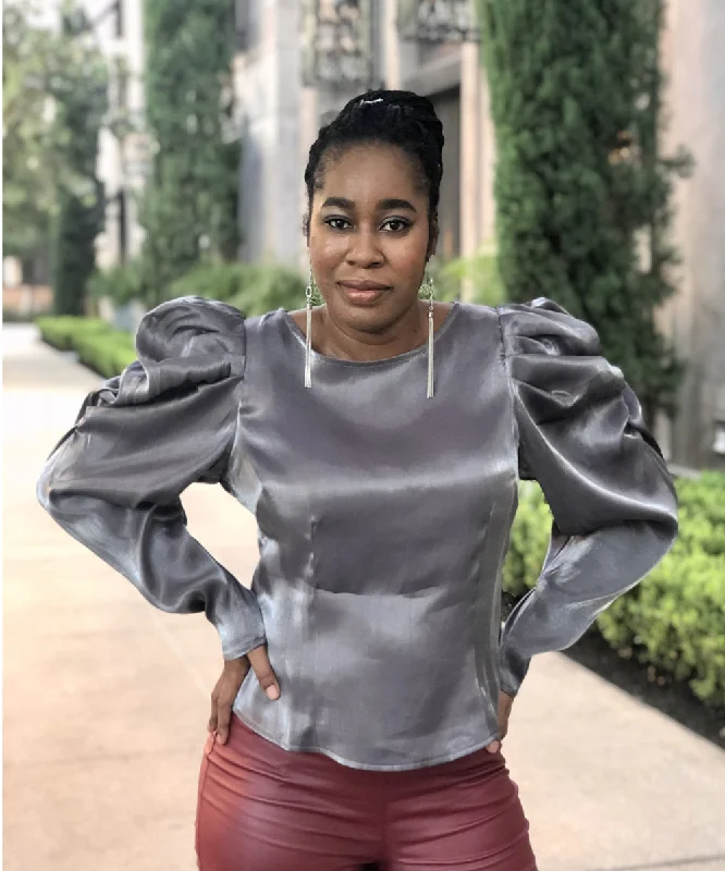 Early Bird Discount Fancy ruched puffed sleeve top