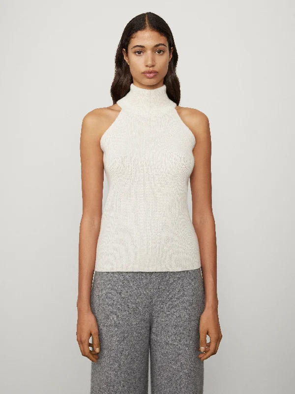 Weekend Steals Await The Freya Top