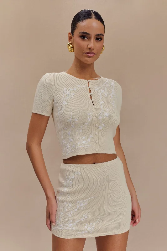 Weekend Deals That Dazzle Monroe Embroidered Knit Top - Cream And Ivory